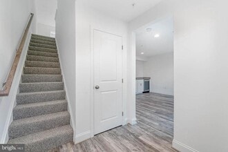 Building Photo - 3252 Mateer Ln