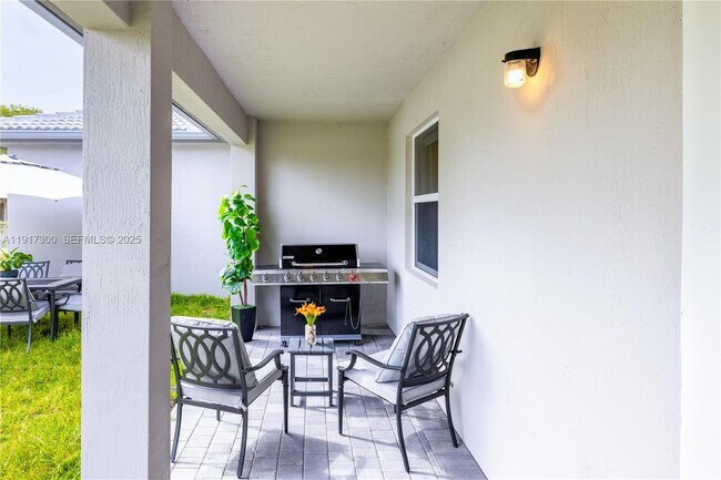 Building Photo - 13218 SW 189th Ter