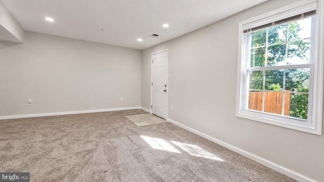 Building Photo - 1660 Willowwood Ct