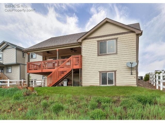 Building Photo - 2427 Maple Hill Dr