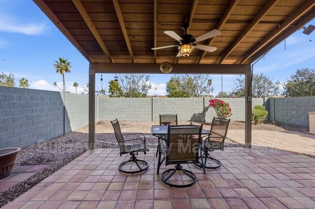 Building Photo - 4566 W Shannon St