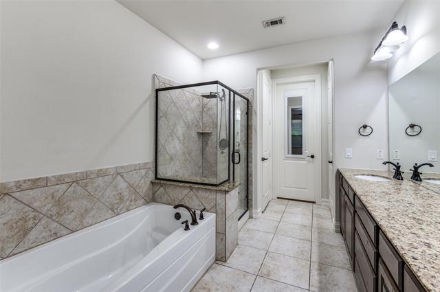 Building Photo - 4828 Durham Dr