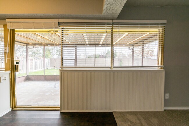 Building Photo - 5214 Spring Lake Dr