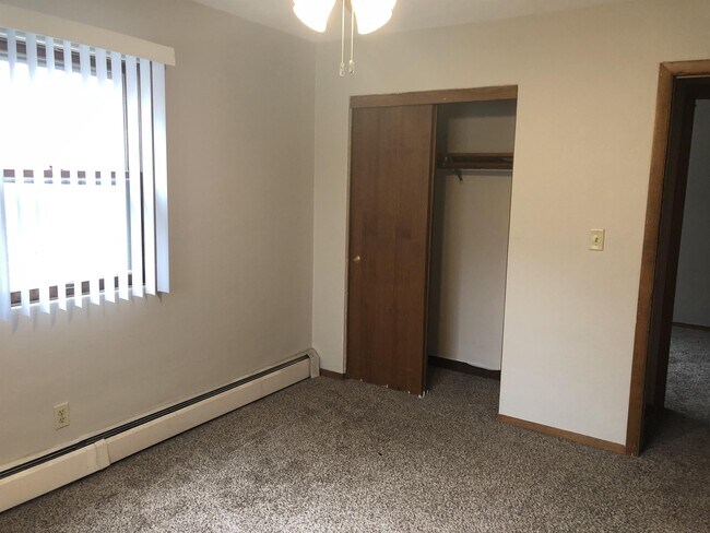 Building Photo - 1640 Cumberland St