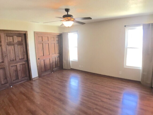 Building Photo - Spacious 4-Bedroom Home in the Desirable Candlelight Park Neighborhood – NE Heights!