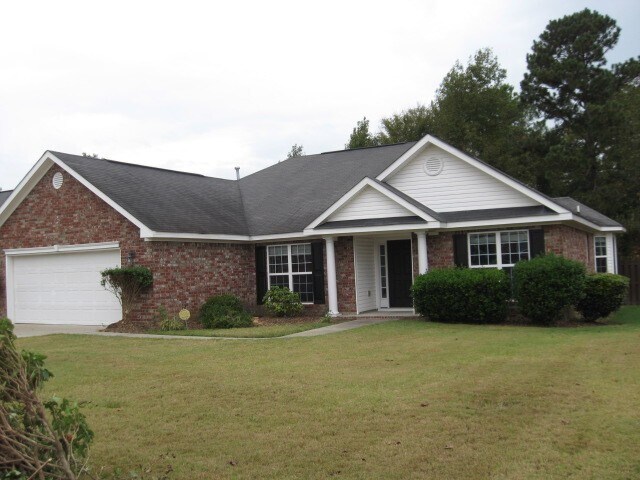 Building Photo - 2068 Lake Forest Dr