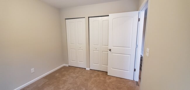 Building Photo - Regency Park Subdivision