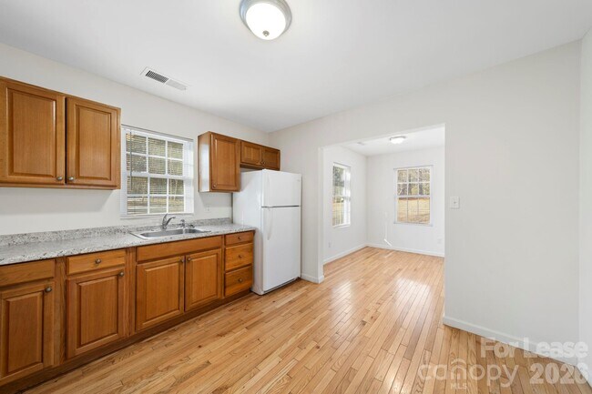 Building Photo - 5309 Waxhaw-Marvin Rd
