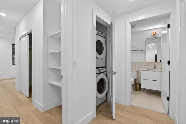 Building Photo - 2007 Cambridge St