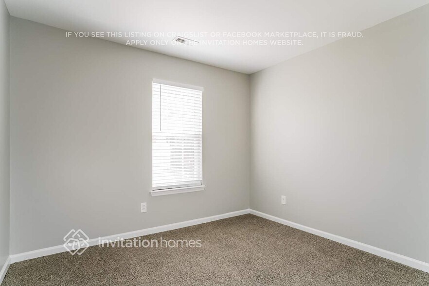 Building Photo - 200 Gooseberry Dr