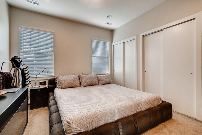 Building Photo - About This Property!