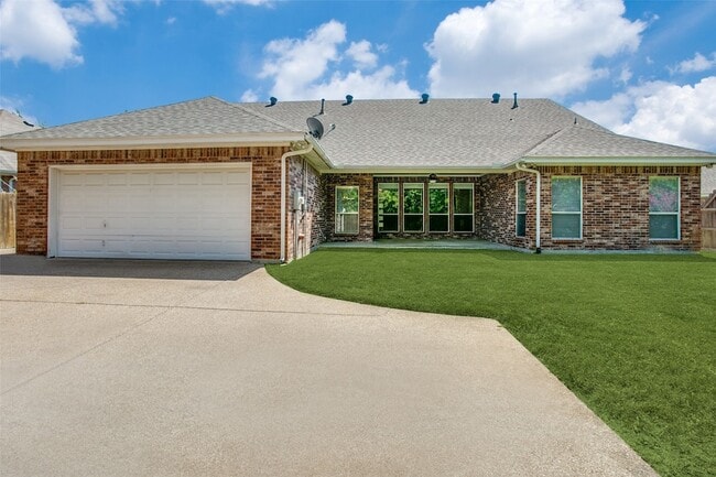 Building Photo - 7120 Axis Ct
