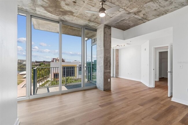 Building Photo - 777 N Ashley Dr