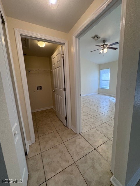 Building Photo - 1118 Copley St E