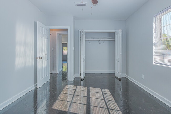 Building Photo - 414 N Boston Ave
