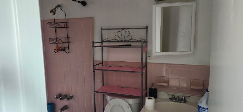 Building Photo - 80 W 23rd St