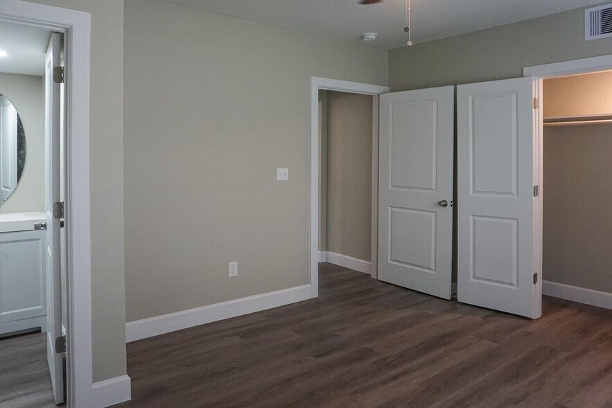 2nd bedroom - 3703 Market St