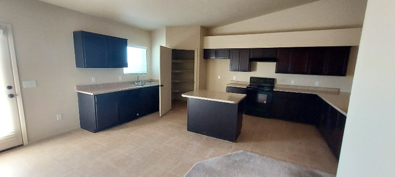 Building Photo - 7427 E 39th Pl