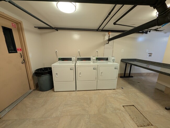 Building Photo - 1 Bed 1 Bath
