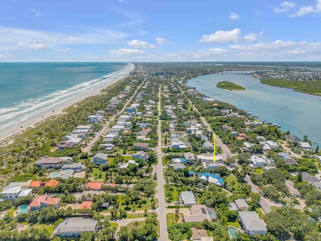 Building Photo - 1707 N Peninsula Ave