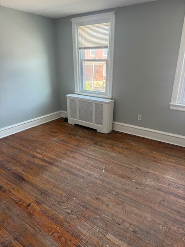 Building Photo - 3 Bedroom Single Family Home in Philadelphia