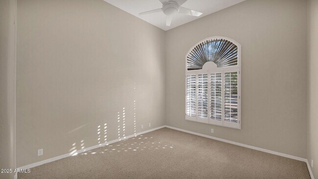 Building Photo - 11732 E Sand Hills Rd