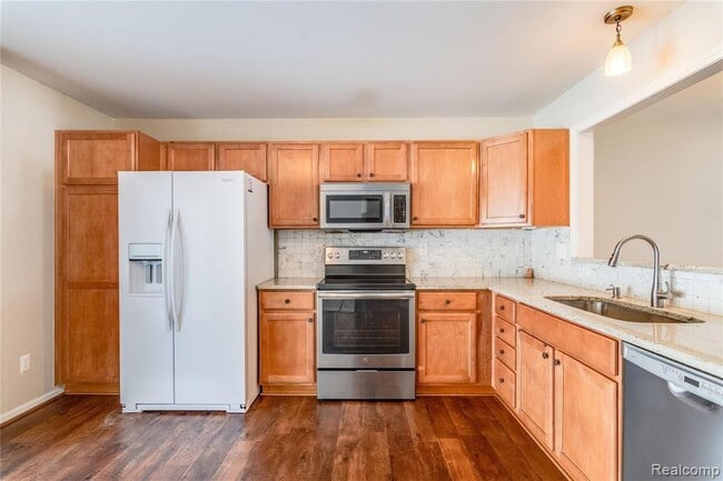 Building Photo - 28515 Carlton Way Dr