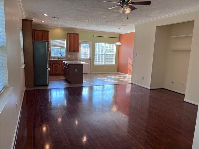 Building Photo - 406 Price Dr