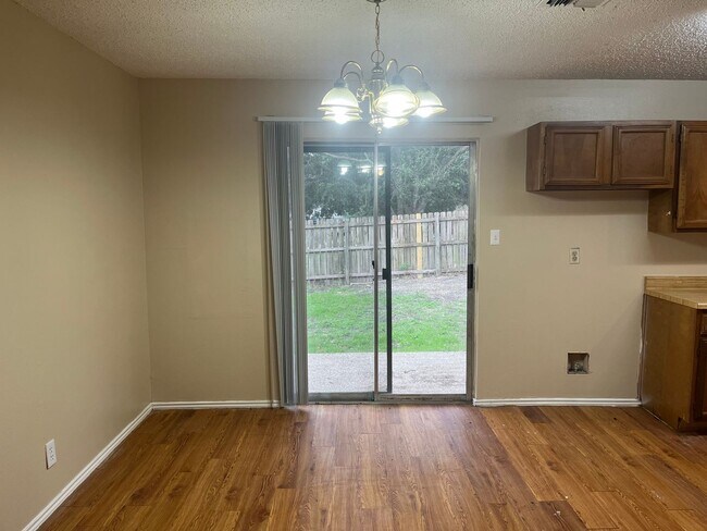 Building Photo - 7026 Silver Canyon