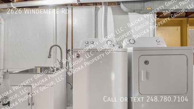 Building Photo - 2626 Windemere Rd