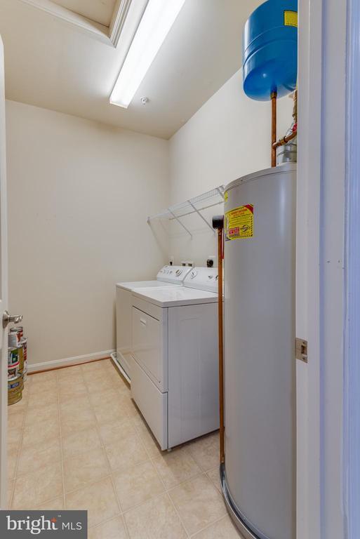 Building Photo - 44241 Beaver Creek Dr