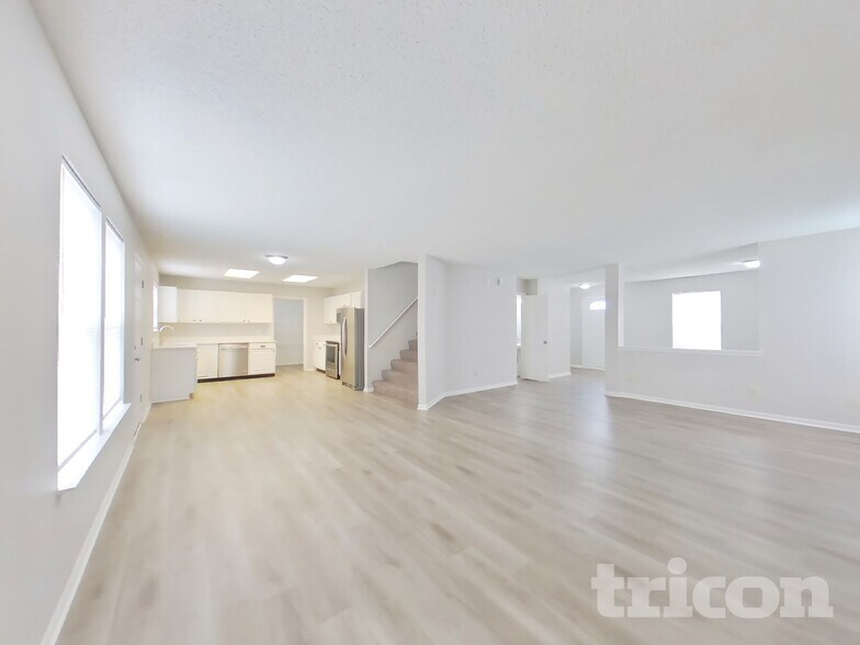 Building Photo - 7589 Wheatgrass Ln