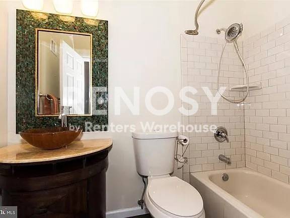 Building Photo - 7100 Springhouse Ln