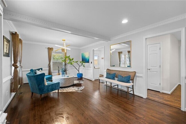 Building Photo - 809 Virginia Ave