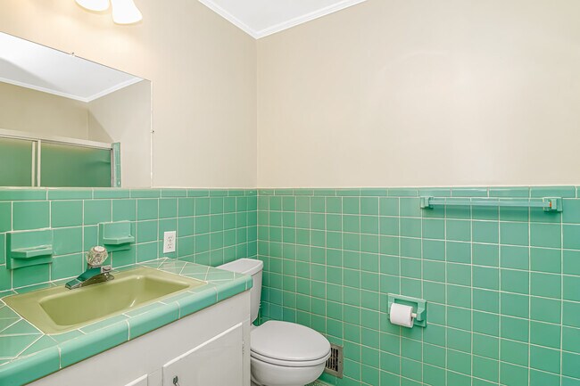 Building Photo - 1303 SC-90