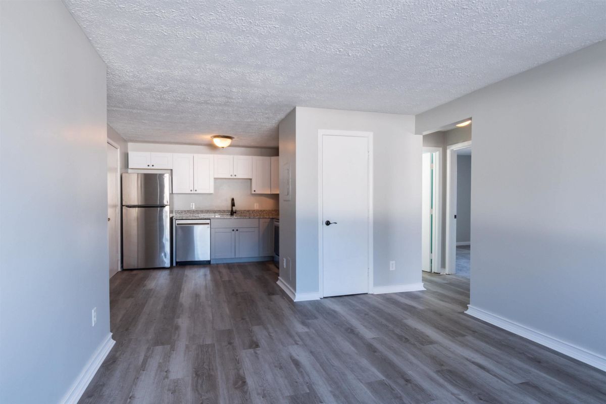 Building Photo - 535 Calef, #17