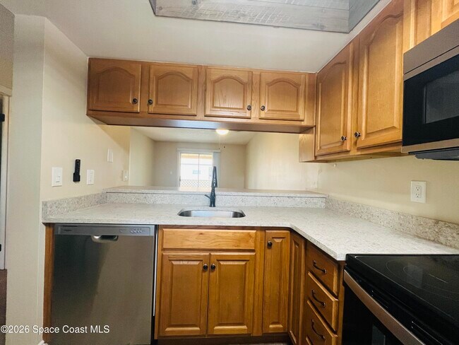 Building Photo - 2963 Sir Hamilton Cir
