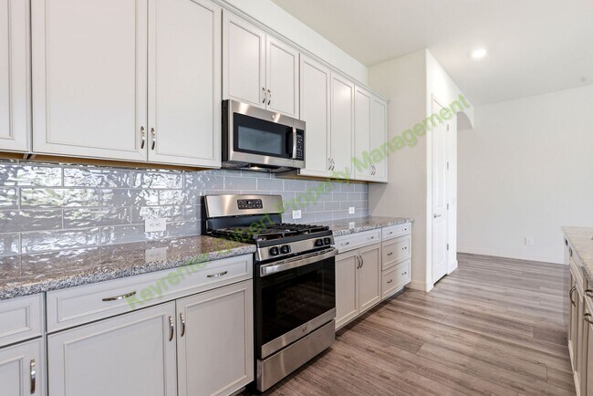 Building Photo - Beautiful Queen Creek Home in Prime Location – Spacious Living with Modern Comforts!