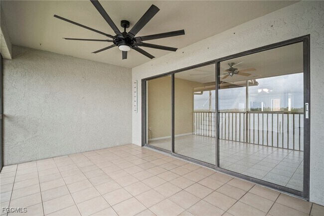 Building Photo - 894 Buttonwood Dr