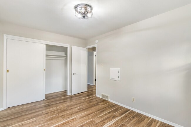 Building Photo - W166N9182 Grand Ave