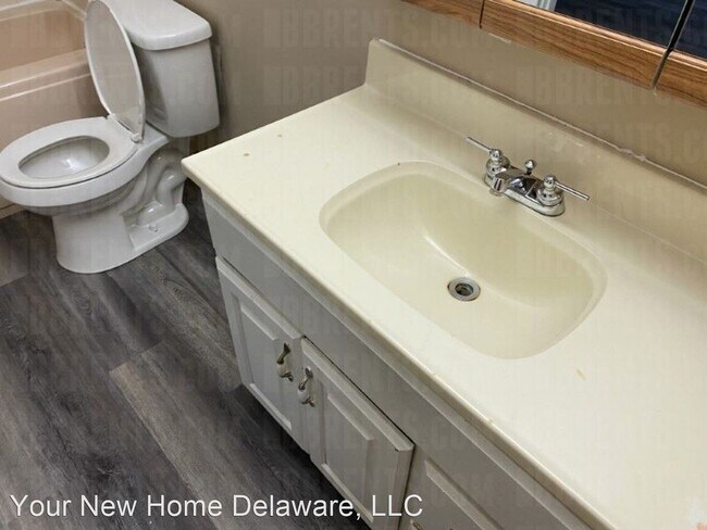 Building Photo - 3 br, 1 bath House - 3601 Ellis Way,