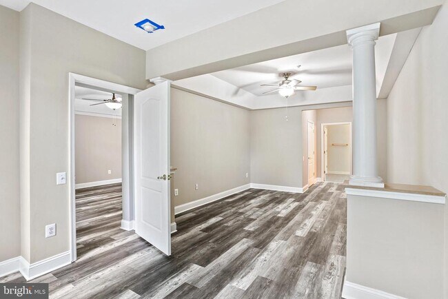 Building Photo - 5910 Great Star Dr