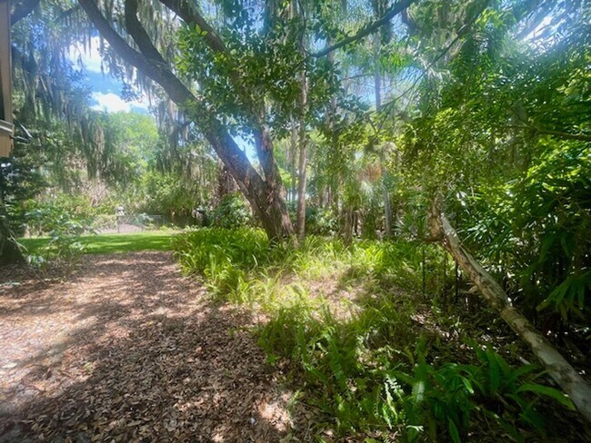 Building Photo - Hidden Winter Park Oasis