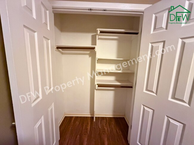 Building Photo - Charming 3-Bedroom Home for Lease in Watauga!