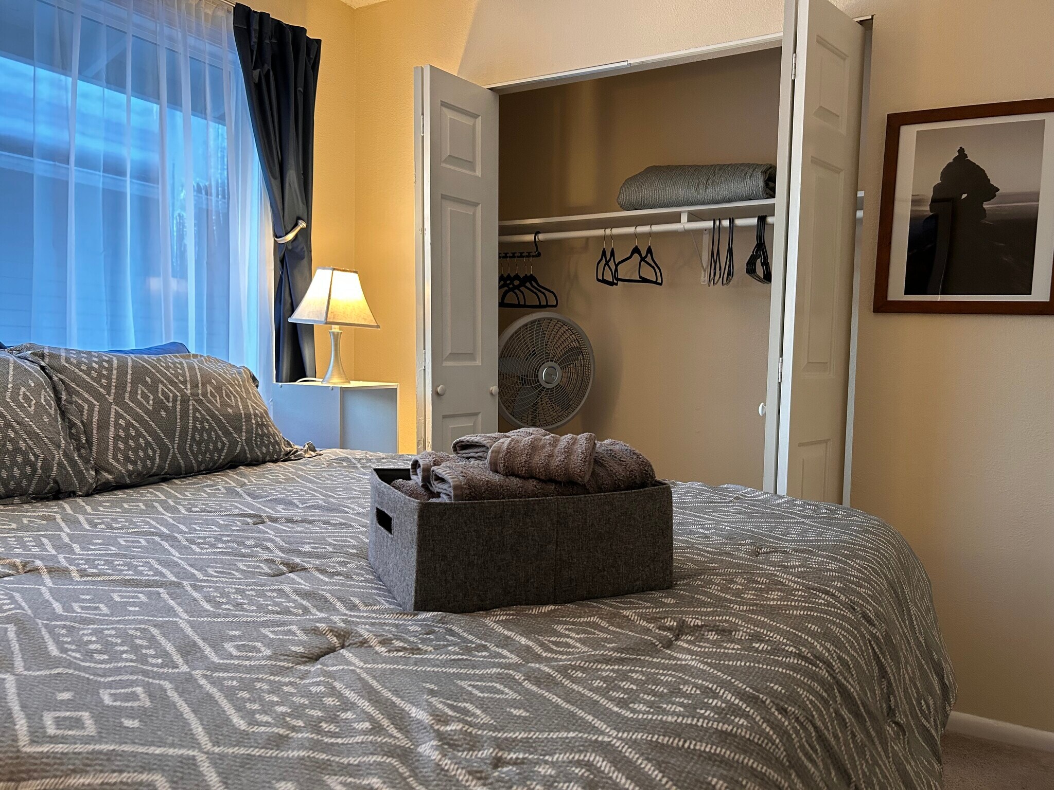 Building Photo - 1720 Beaver Pl