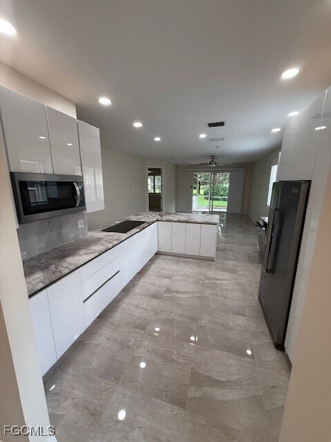 Building Photo - 12505 Stone Valley Loop