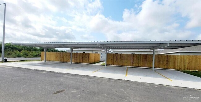 Building Photo - 2109 Stauffers St