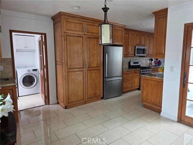 Building Photo - 3421 Palos Verdes Dr N