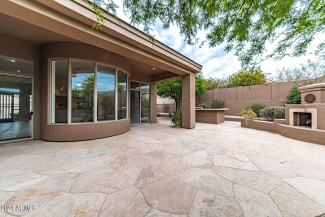 Building Photo - 11473 E Blanche Dr