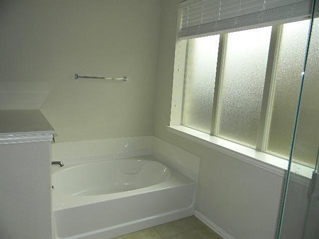 Building Photo - 1313 Wheatear Dr